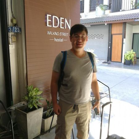 Eden Walking Street Hostel Chiang Mai Exterior photo