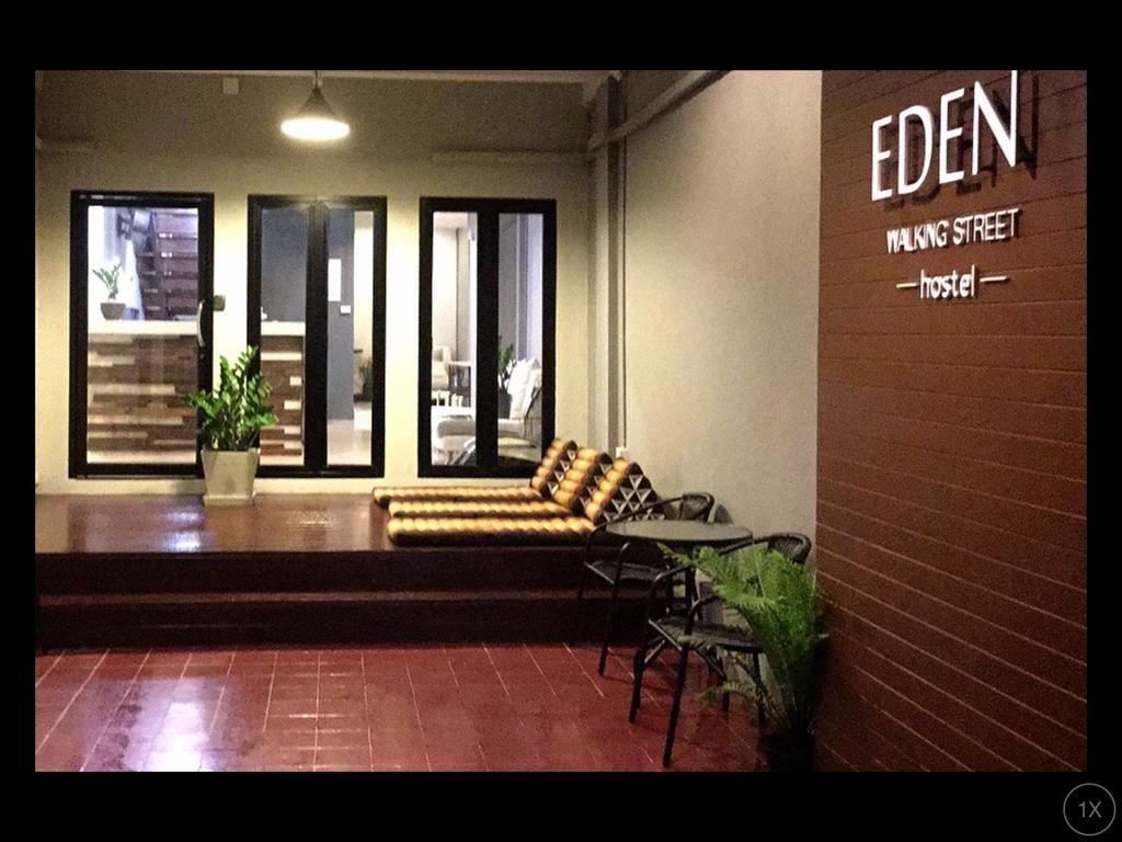 Eden Walking Street Hostel Chiang Mai Exterior photo
