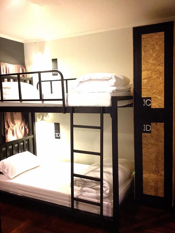 Eden Walking Street Hostel Chiang Mai Room photo